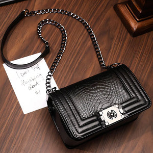 Handbags, Wallets & Cases
